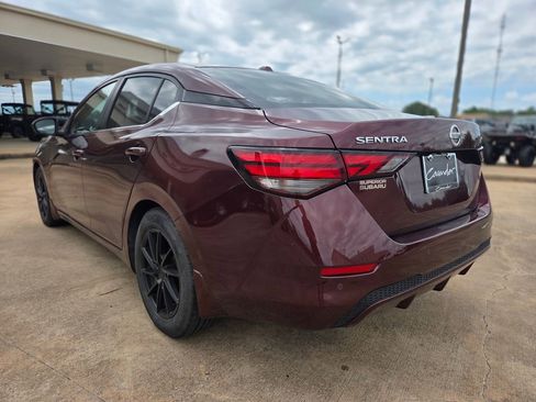 Used 2021 Nissan Sentra SV FWD image 7