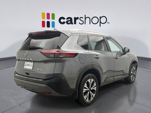 Used 2023 Nissan Rogue SV w/ SV Premium B Package image 5