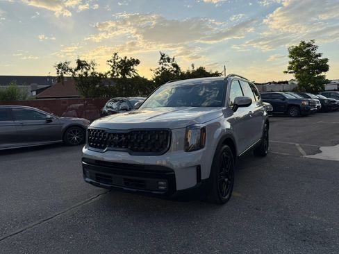 Used 2025 Kia Telluride SX X-Line AWD/4WD image 1