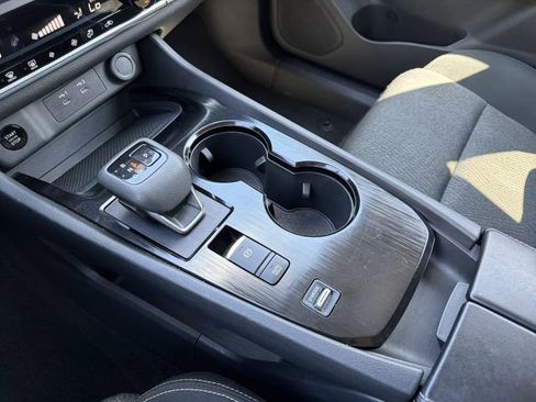 Certified 2025 Nissan Rogue SV image 10