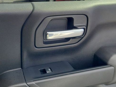 Used 2022 Chevrolet Silverado 1500 Custom image 7