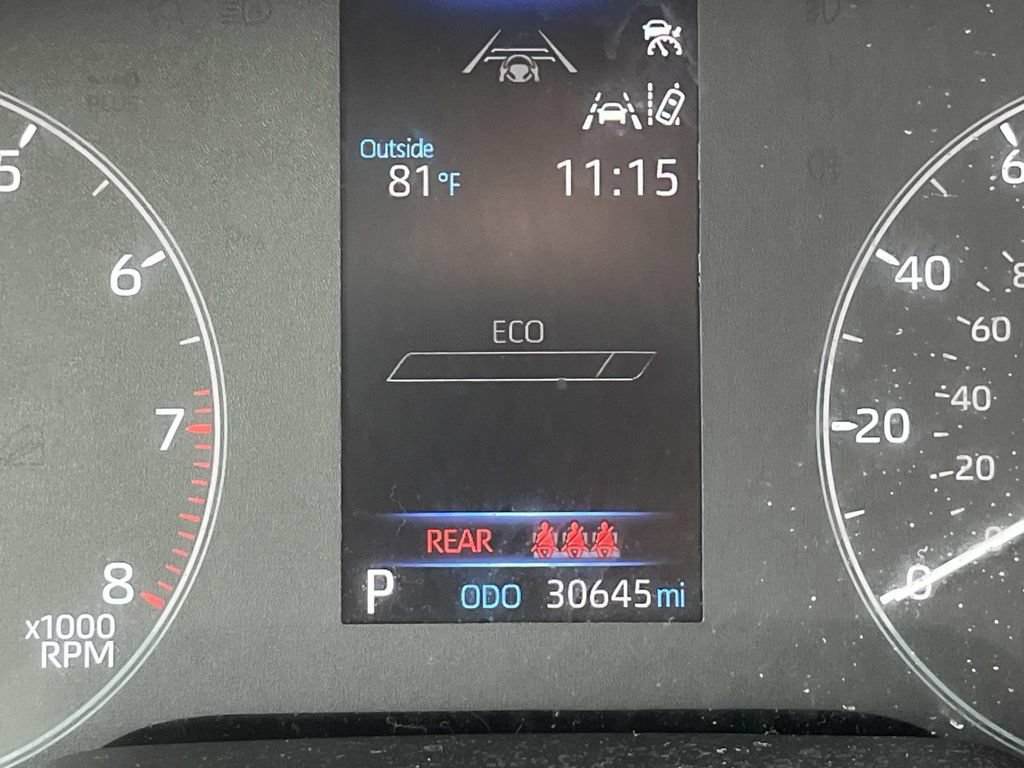 Used 2025 Toyota Corolla LE FWD image 34