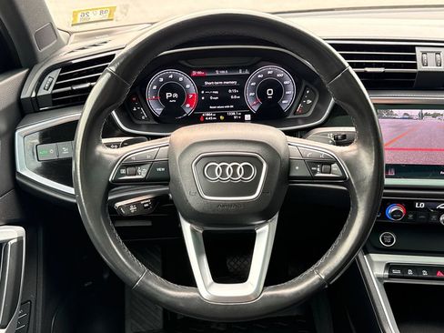 Used 2022 Audi Q3 2.0T Premium Plus w/ Premium Plus Package AWD/4WD image 16