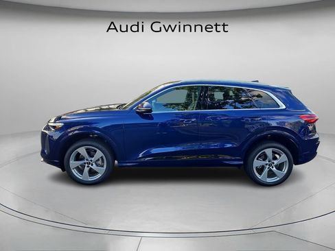 Used 2025 Audi Q5 Premium Plus AWD/4WD image 2