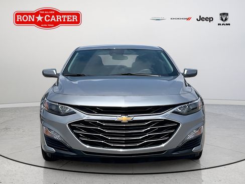 Used 2024 Chevrolet Malibu LT FWD image 2