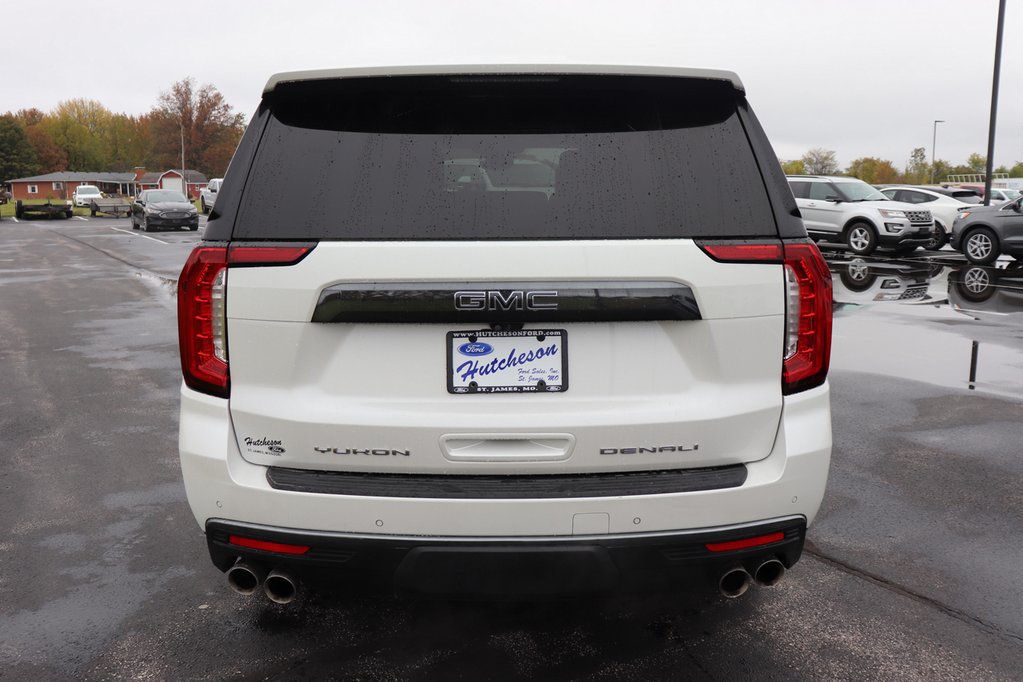 Used 2023 GMC Yukon XL Denali Ultimate AWD/4WD image 12