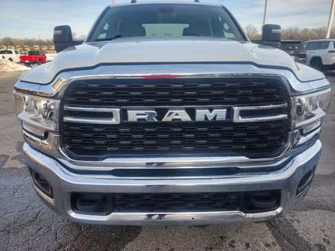 Used 2024 RAM 3500 Big Horn image 7