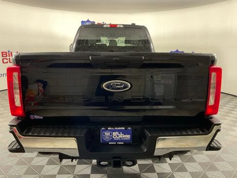 Used 2025 Ford F350 XLT AWD/4WD image 4