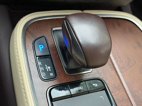 Used 2019 Lexus LS 500 AWD image 20