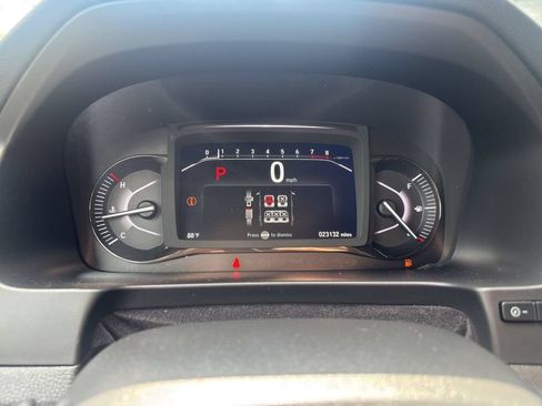 Used 2025 Honda Passport TrailSport image 9