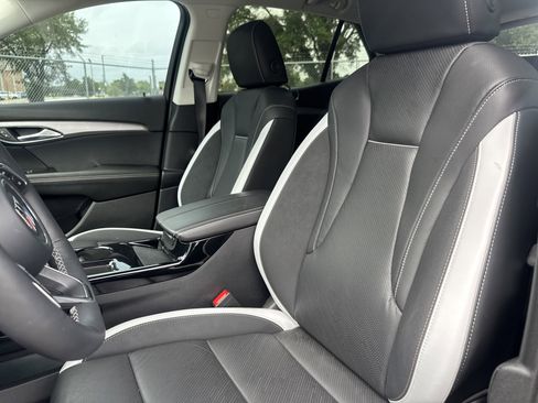 Used 2025 Buick Envision Sport Touring AWD/4WD image 6