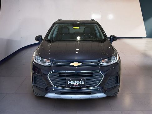 Used 2019 Chevrolet Trax LT w/ LT Convenience Package AWD/4WD image 2