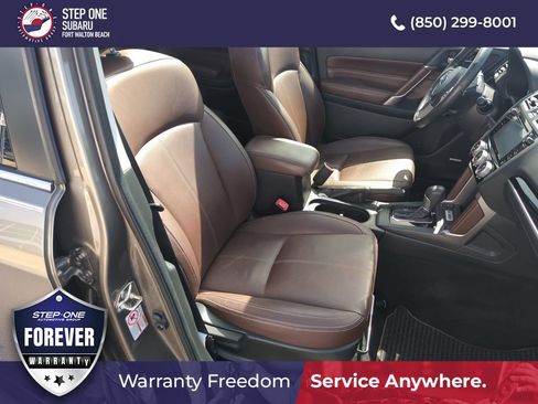 Used 2017 Subaru Forester 2.5i Touring AWD/4WD image 37