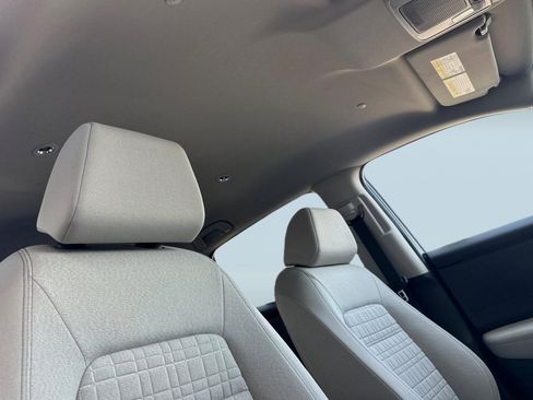 New 2026 Honda HR-V LX image 23