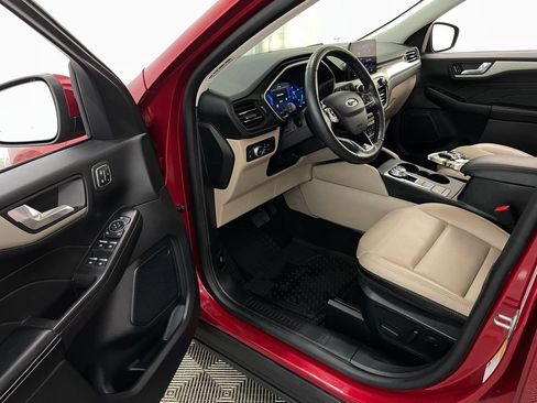 Used 2021 Ford Escape SEL w/ Technology Package FWD image 23