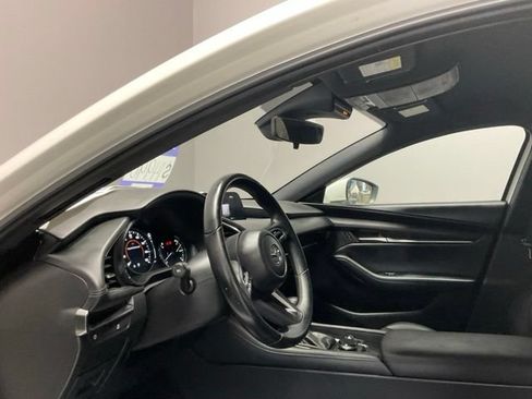 Used 2019 MAZDA MAZDA3 AWD Hatchback image 17