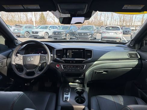 Certified 2022 Honda Passport TrailSport image 12
