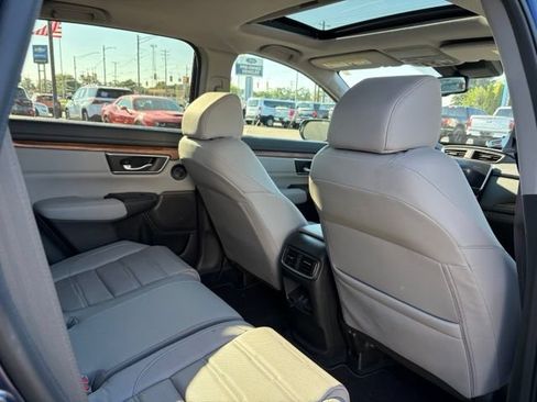 Used 2021 Honda CR-V Touring image 15