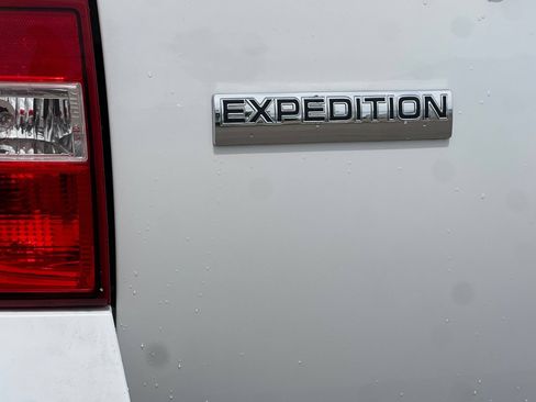 Used 2012 Ford Expedition XL w/ HD Trailer Tow Pkg AWD/4WD image 19