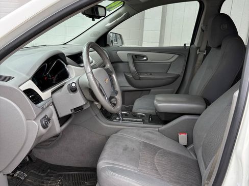 Used 2014 Chevrolet Traverse LT AWD/4WD image 5
