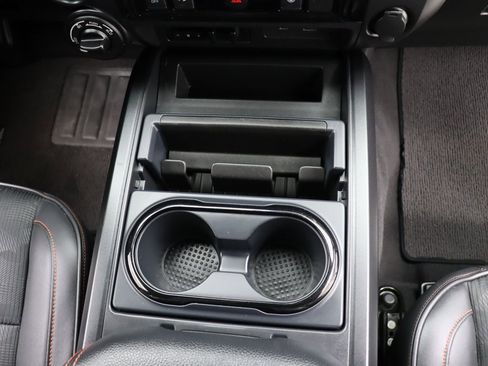 Used 2020 Nissan Titan PRO-4X w/ Pro-4x Utility Package image 37