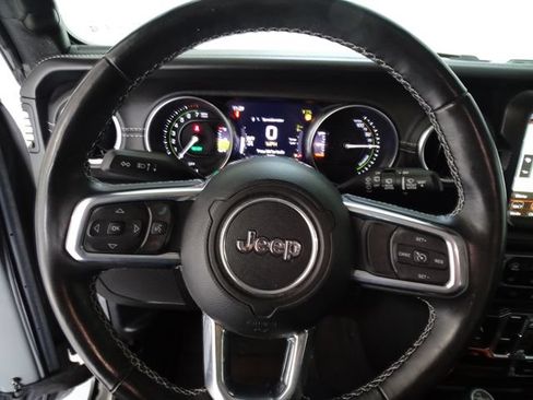 Certified 2023 Jeep Wrangler Unlimited Sahara w/ Cold Weather Group AWD/4WD image 6