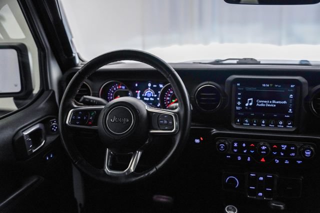 Used 2021 Jeep Gladiator Overland AWD/4WD image 4