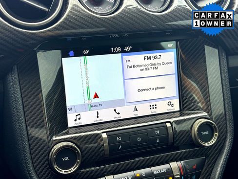 Used 2019 Ford Mustang Shelby GT350 w/ Technology Package image 33