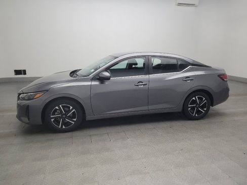 Used 2024 Nissan Sentra SV FWD image 2
