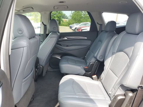 Used 2021 Buick Enclave Essence w/ Sound and Sites Package AWD/4WD image 13