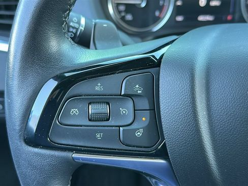 Used 2023 Buick Enclave Essence w/ LPO, Floor Liner Package AWD/4WD image 17