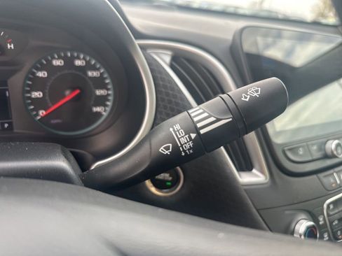 Used 2025 Chevrolet Malibu LT FWD image 33