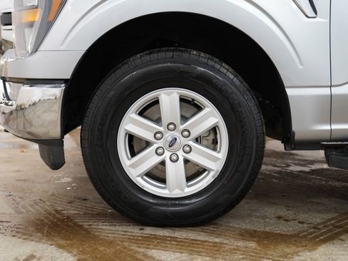 Used 2023 Ford F150 XLT image 15