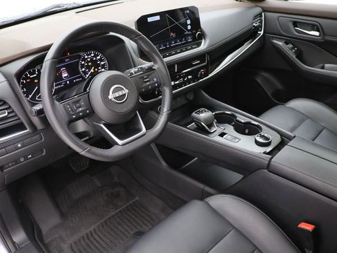 Used 2023 Nissan Rogue SL w/ SL Premium Package image 14