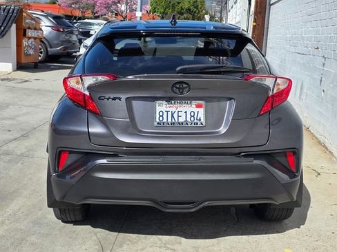 Used 2021 Toyota C-HR Nightshade image 5