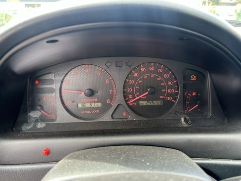 Used 2001 Toyota Corolla CE image 14