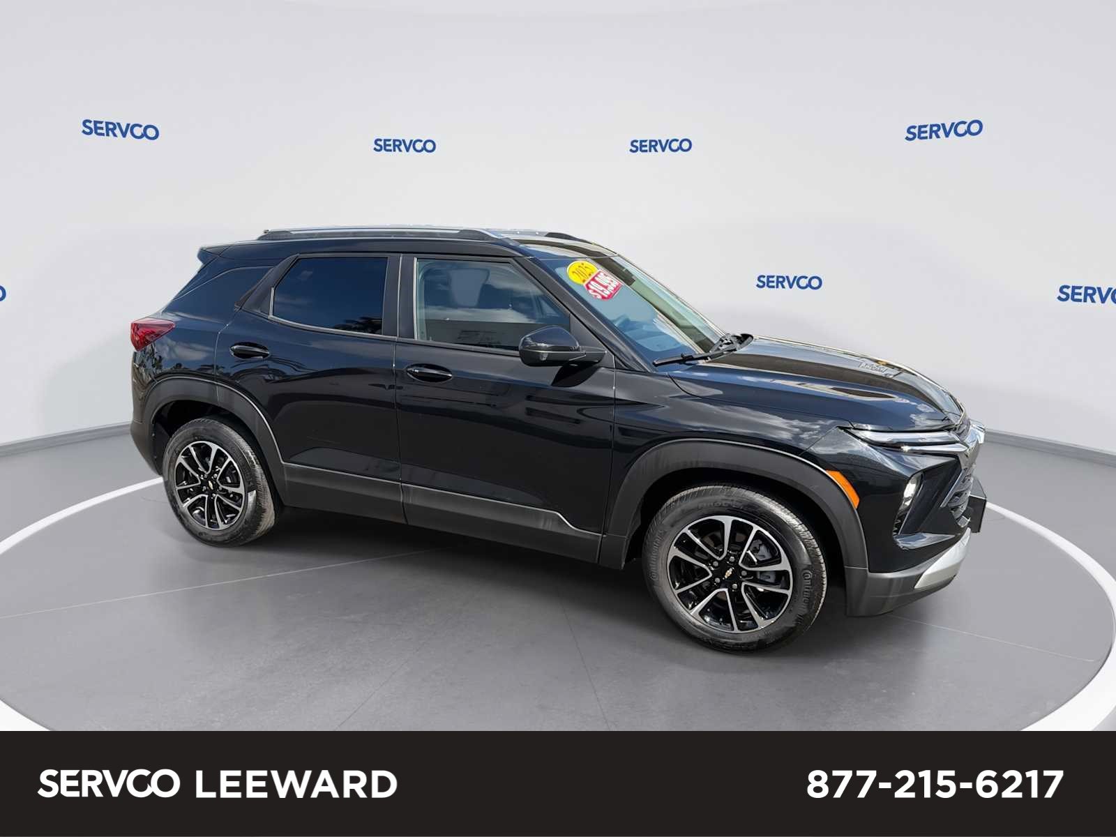 Used 2025 Chevrolet TrailBlazer LT FWD image 1