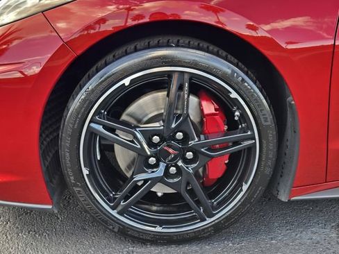 Used 2022 Chevrolet Corvette Stingray Premium Cpe w/ Z51 Performance Package image 8