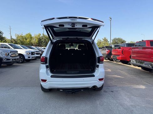 Used 2020 Jeep Grand Cherokee Altitude RWD image 35
