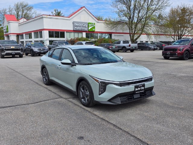 New 2026 Kia K4 FWD image 27