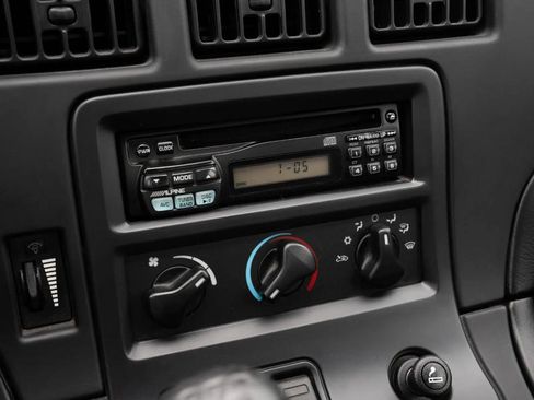 Used 1996 Dodge Viper GTS image 13