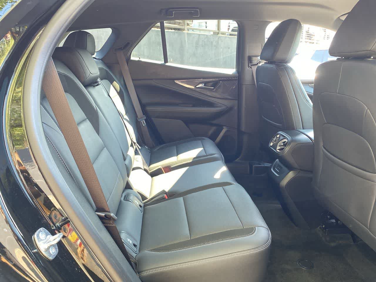 Used 2024 Chevrolet Blazer EV LT AWD/4WD image 17