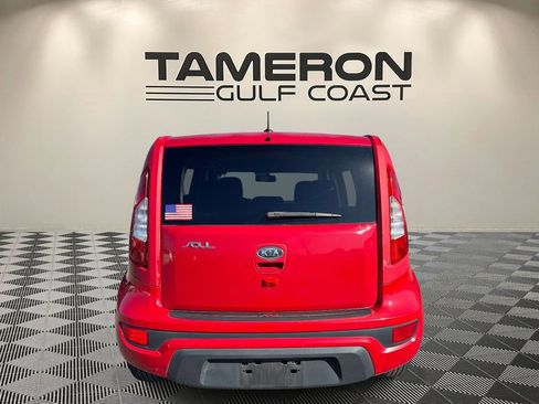 Used 2012 Kia Soul + w/ Audio Pkg FWD image 5