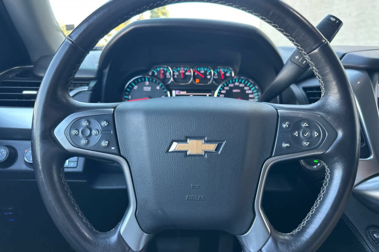 Used 2015 Chevrolet Tahoe LTZ AWD/4WD image 24