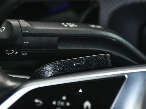 Used 2025 Mercedes-Benz CLA 250 4MATIC image 31