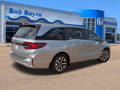 New 2026 Honda Odyssey EX-L image 5
