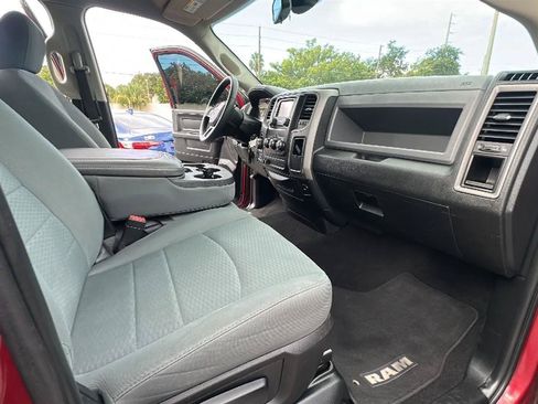 Used 2015 RAM 1500 Express AWD/4WD image 33