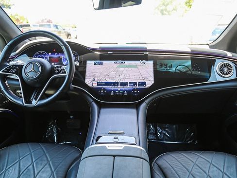 Certified 2023 Mercedes-Benz EQS 580 4MATIC SUV image 10