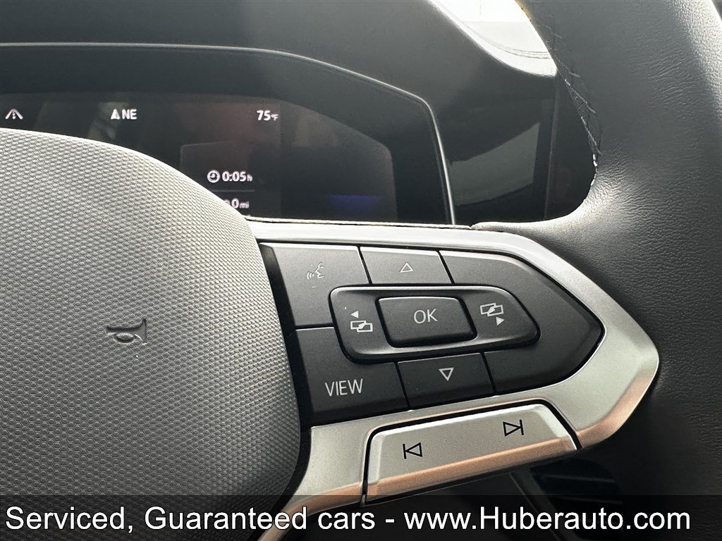 Used 2026 Volkswagen Jetta SE FWD image 27