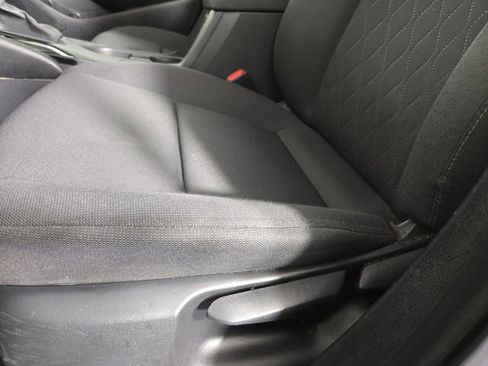 Used 2023 Toyota Corolla LE image 27